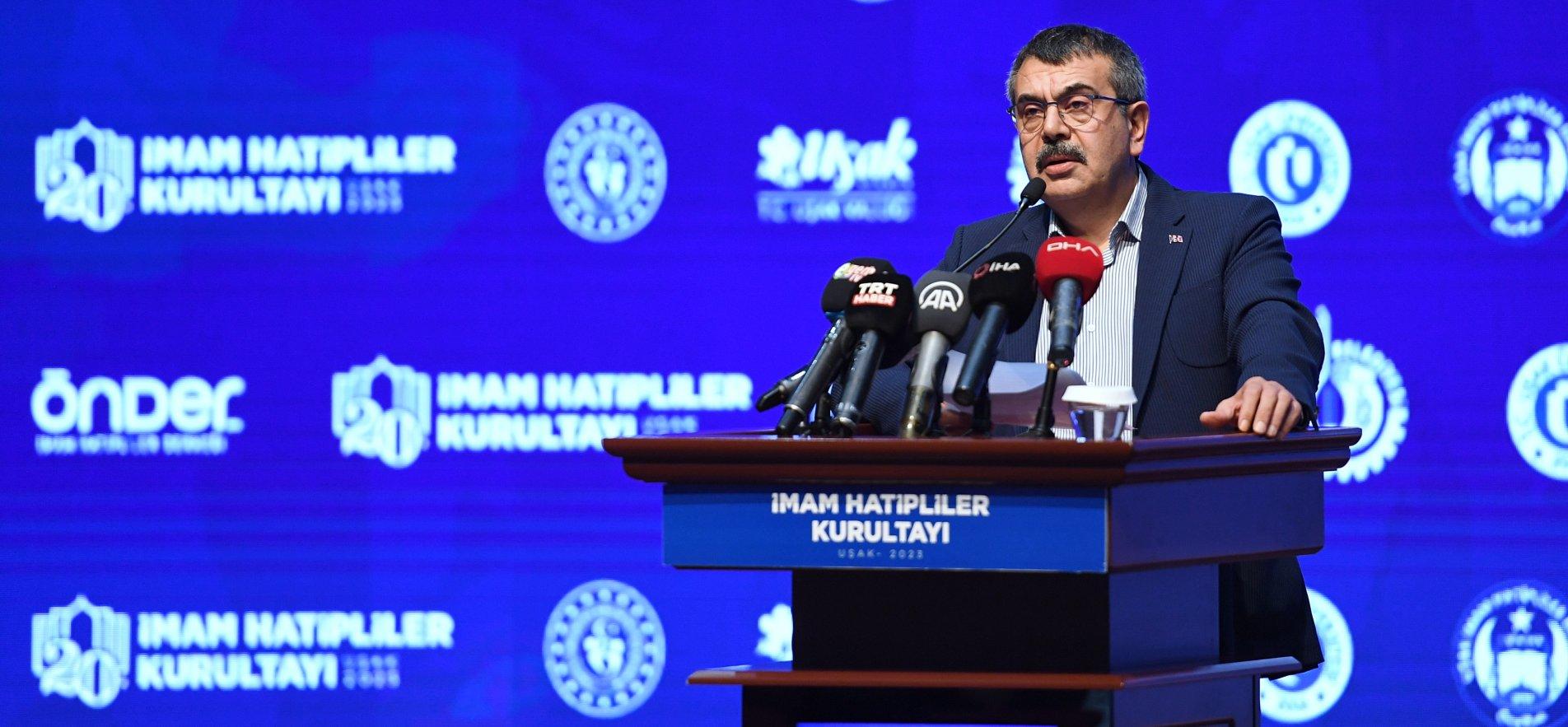 BAKAN TEKİN, ÖNDER İMAM HATİPLİLER KURULTAYI'NA KATILDI